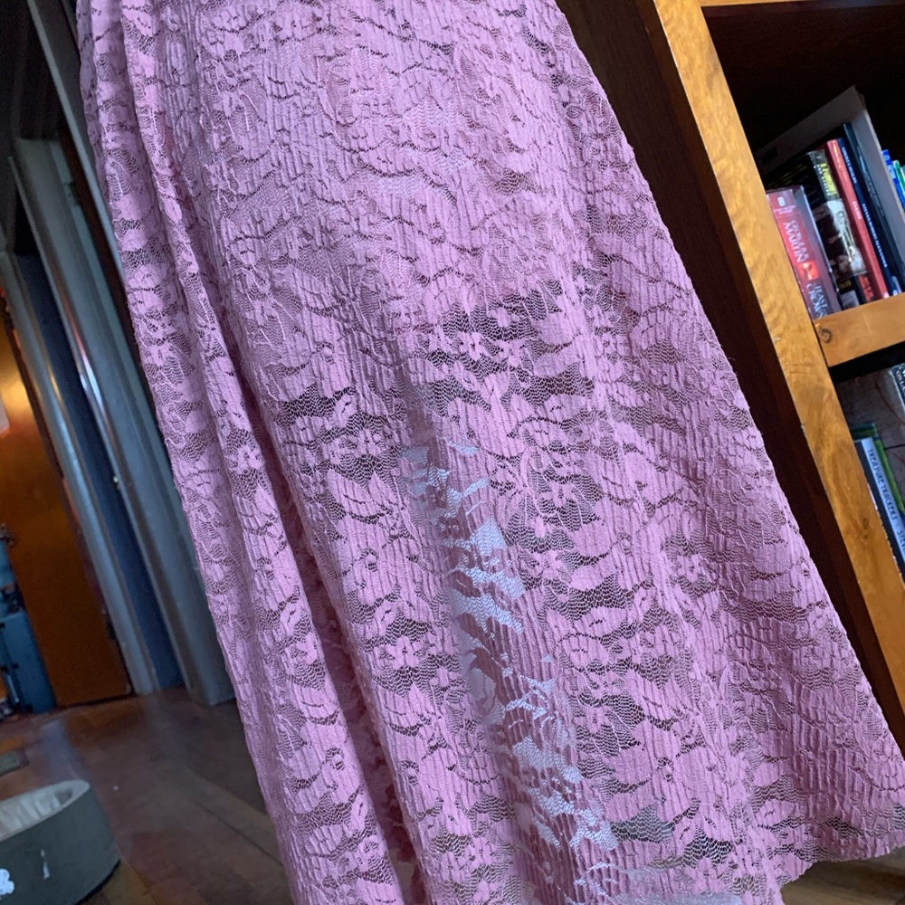 Lacy pink skirt